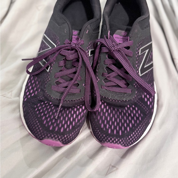 New Balance Women's Black and Purple Athletic Shoes - Picture 3 of 8